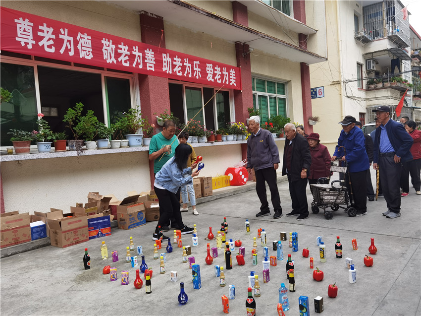 圖為工作人員.jpg 圖為工作人員.jpg