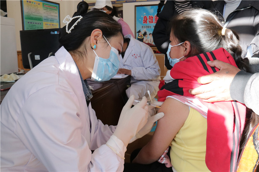 圖為疫苗接.jpg 圖為疫苗接.jpg